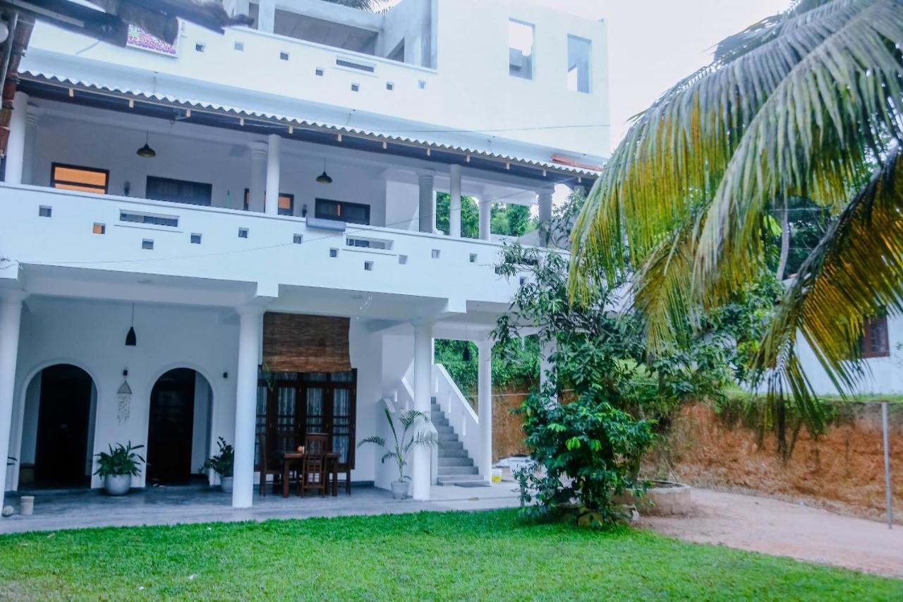 Sweet Emotion Hotel Mirissa Exterior foto